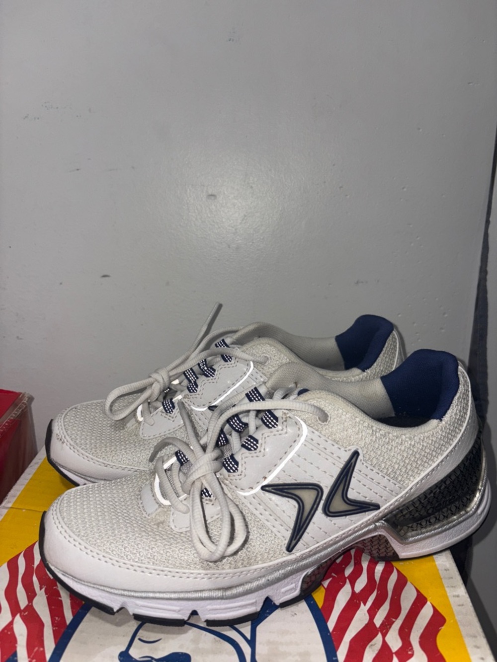 Men's Athletic Running Shoes in White and Navy
